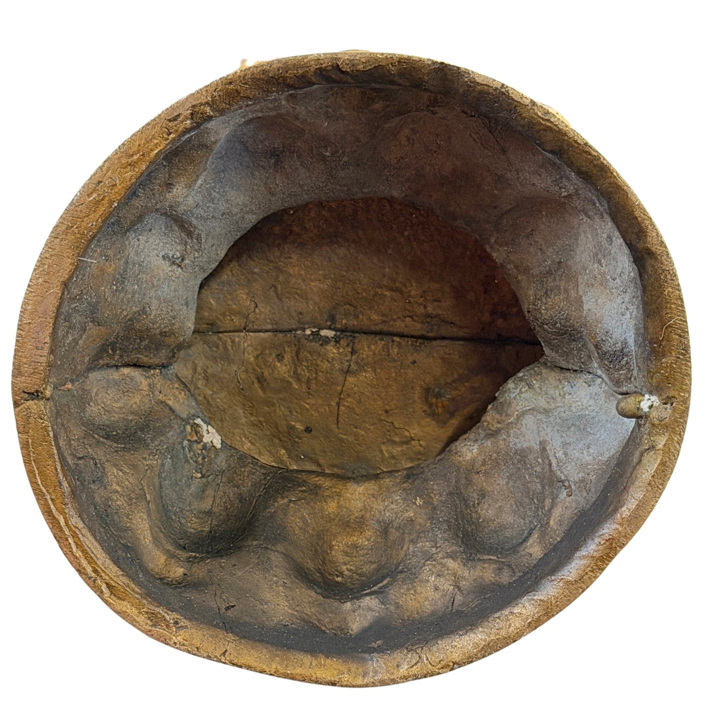 Unterseite des hohl gegossenen Bronze-Buddhas mit sichtbaren Kernresten – SKU 736