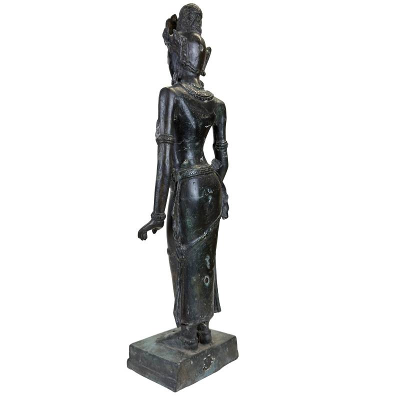 Spirituelle Bronzestatue aus asiatischer Kunst mit ruhiger Ausstrahlung