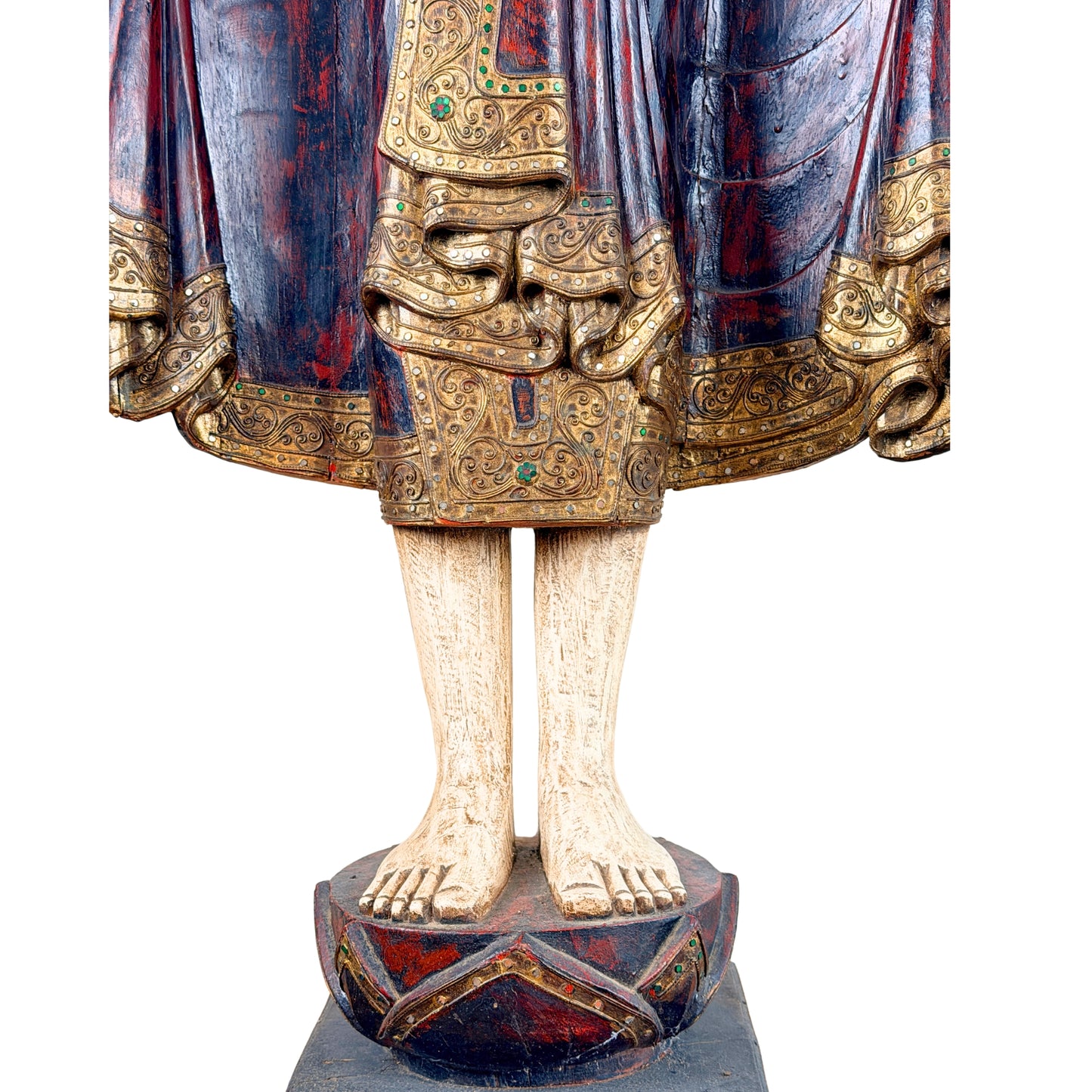 Stehender birmanischer Mandalay-Buddha mit gesenkter rechter Hand in Varada Mudra