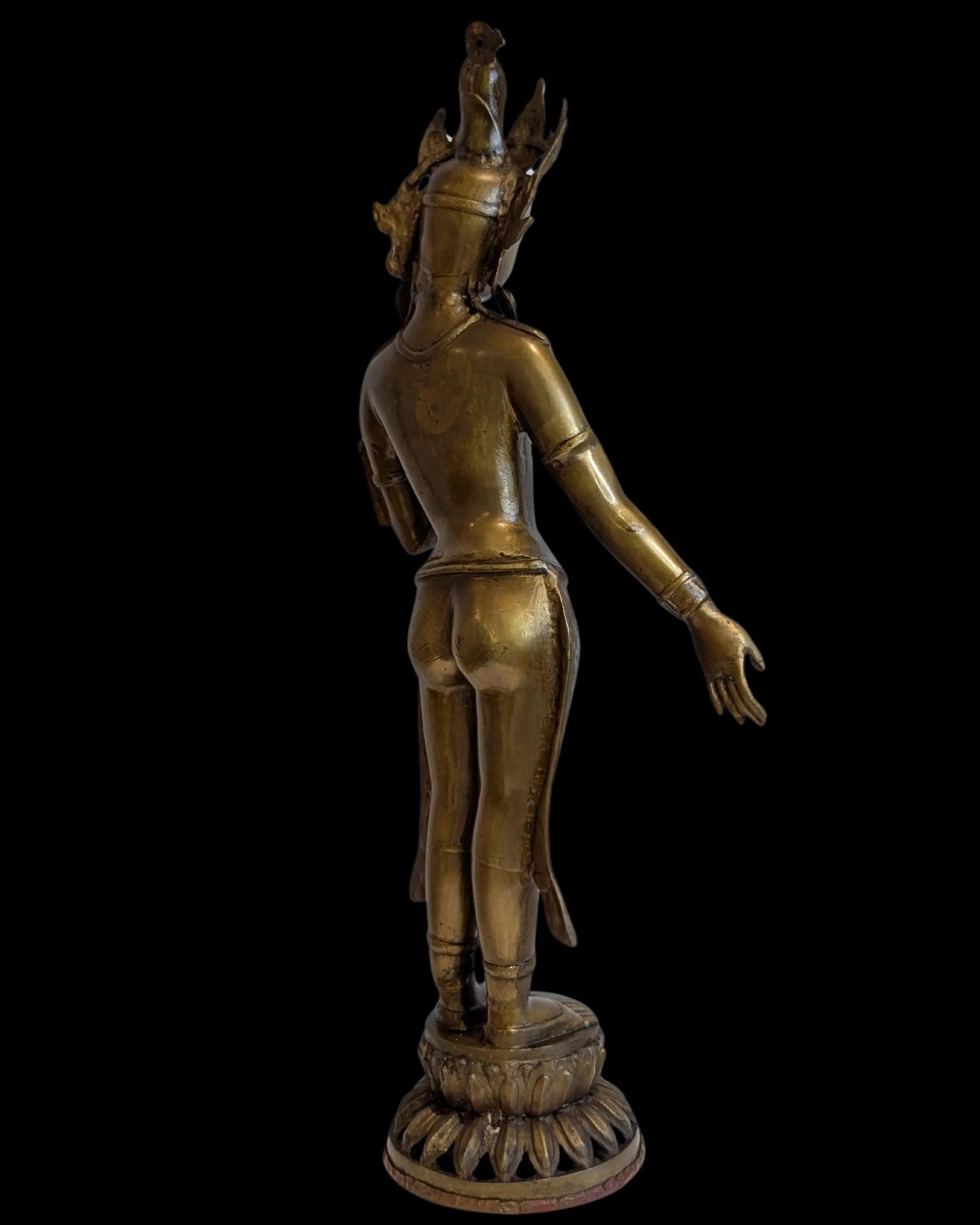 Stehende Tara-Bronzestatue im Himalaya-Stil mit Krone und Schmuck