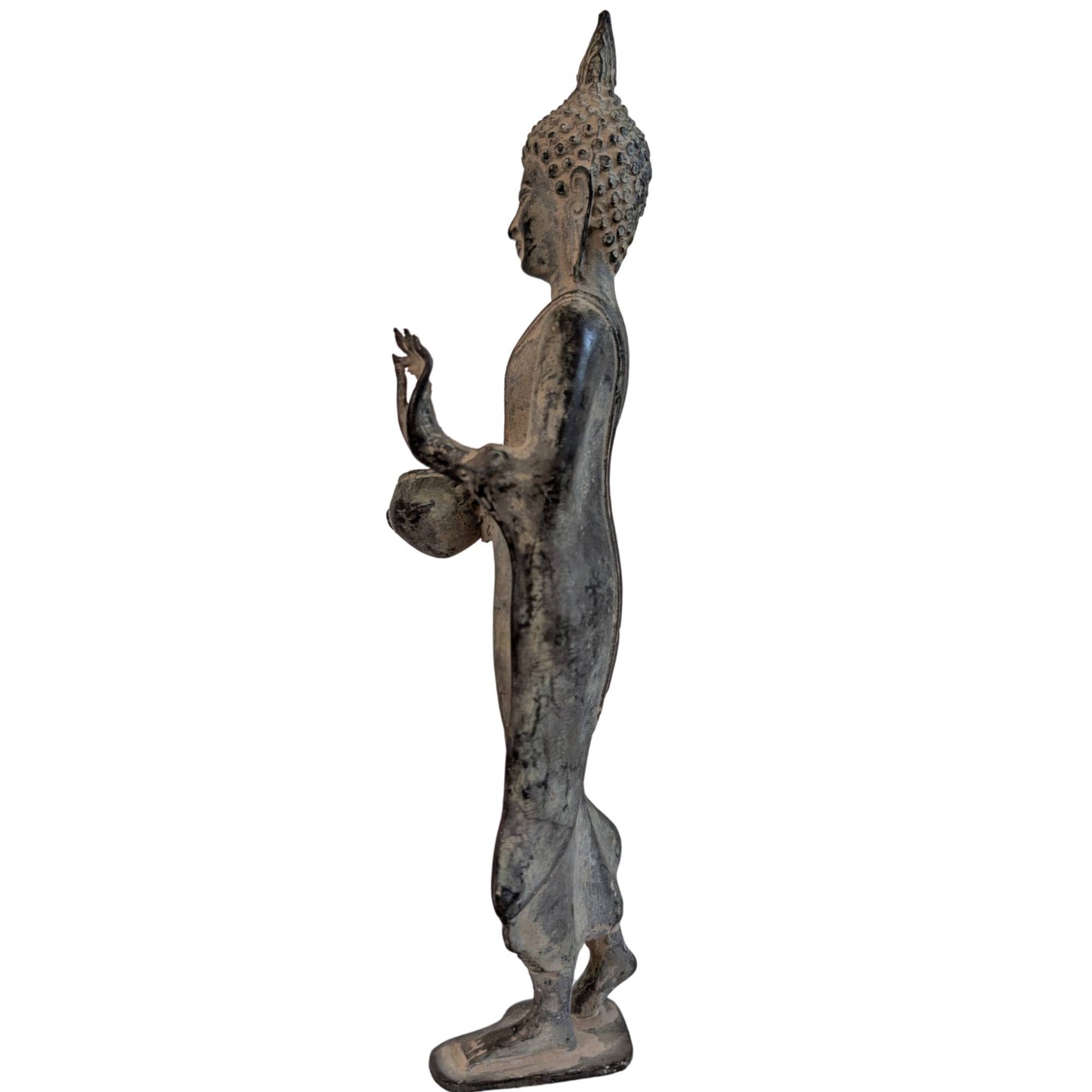 Stehende thailändische Buddha-Statue aus Bronze, 29 cm hoch und etwa 900 Gramm schwer.