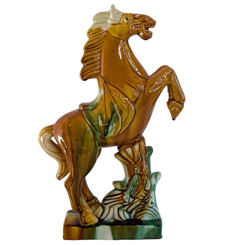Aufbäumendes Pferd aus glasierter Porzellanfigur mit kraftvoller Haltung und glänzender Glasur