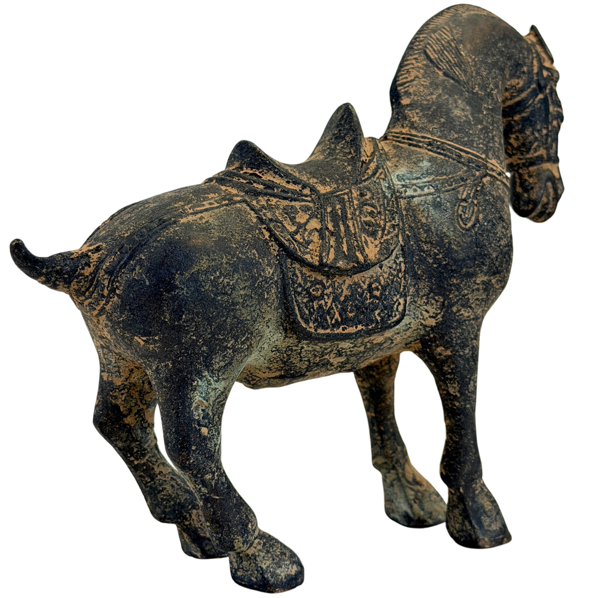 Pferdeskulptur im Tang-Stil mit geschichteter archaisierender Patina