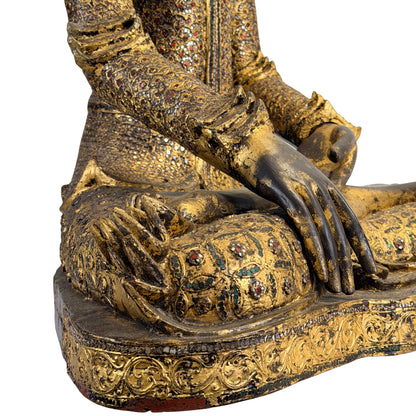 Handgeschnitzter burmesischer Buddha aus massivem Teakholz