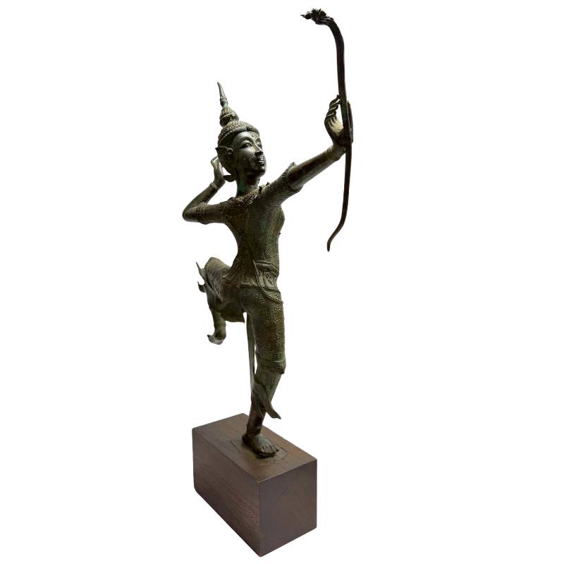 Thailändische Bronzeskulptur eines Ramayana-Helden in eleganter Tanzpose