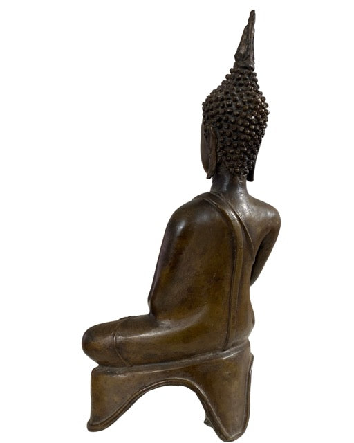 Thailändische Buddha-Tempelstatue aus Bronze mit Patina in Bhumisparsha-Pose