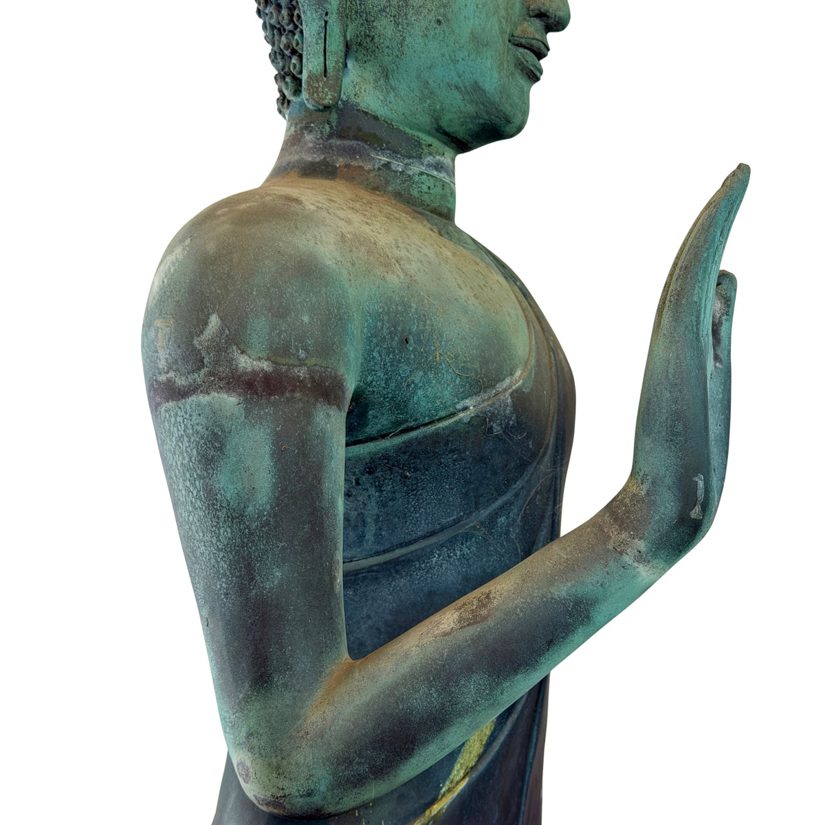 Detail van arm en opgeheven hand in Abhaya mudra