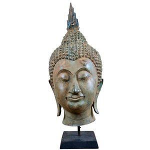 Thailändischer Bronze-Buddhakopf – Sukhothai-Stil – Mitte 20. Jh. – 38 cm