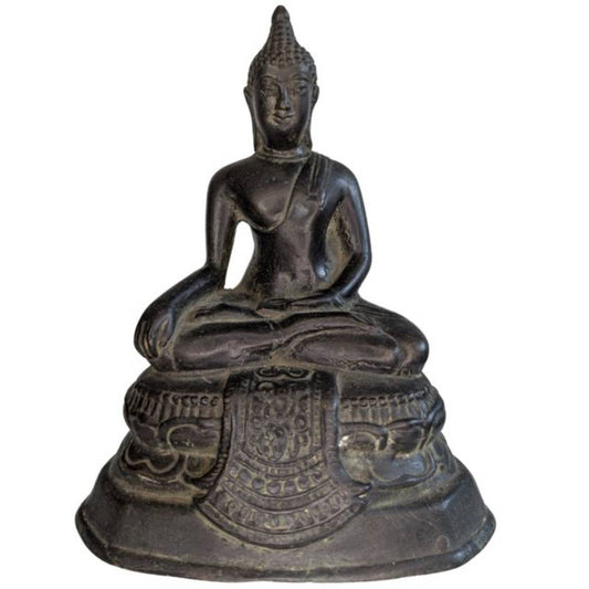Antike thailändische Buddha-Statue aus Bronze im Sukhothai-Stil, Vorderansicht.