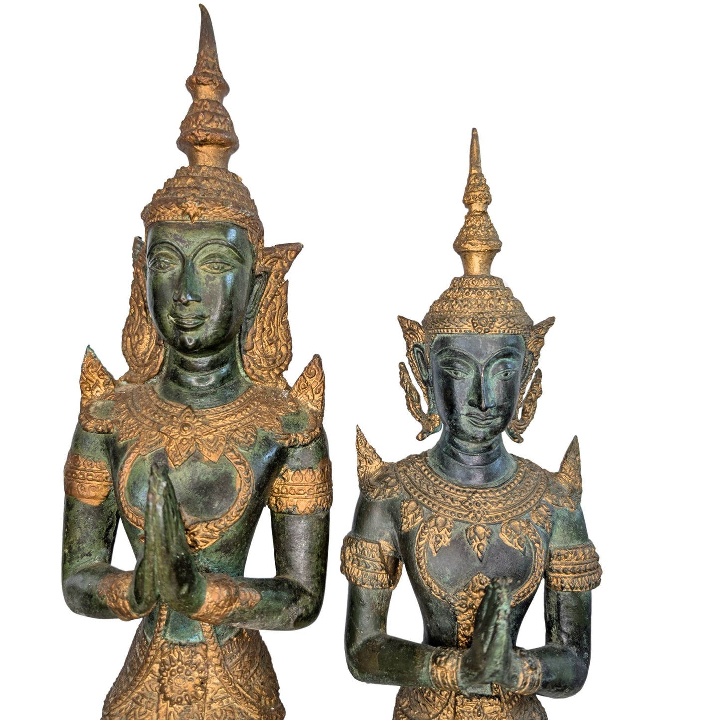 Thailändische Tempelstatuen aus Bronze in der Anjali-Mudra-Gebetshaltung
