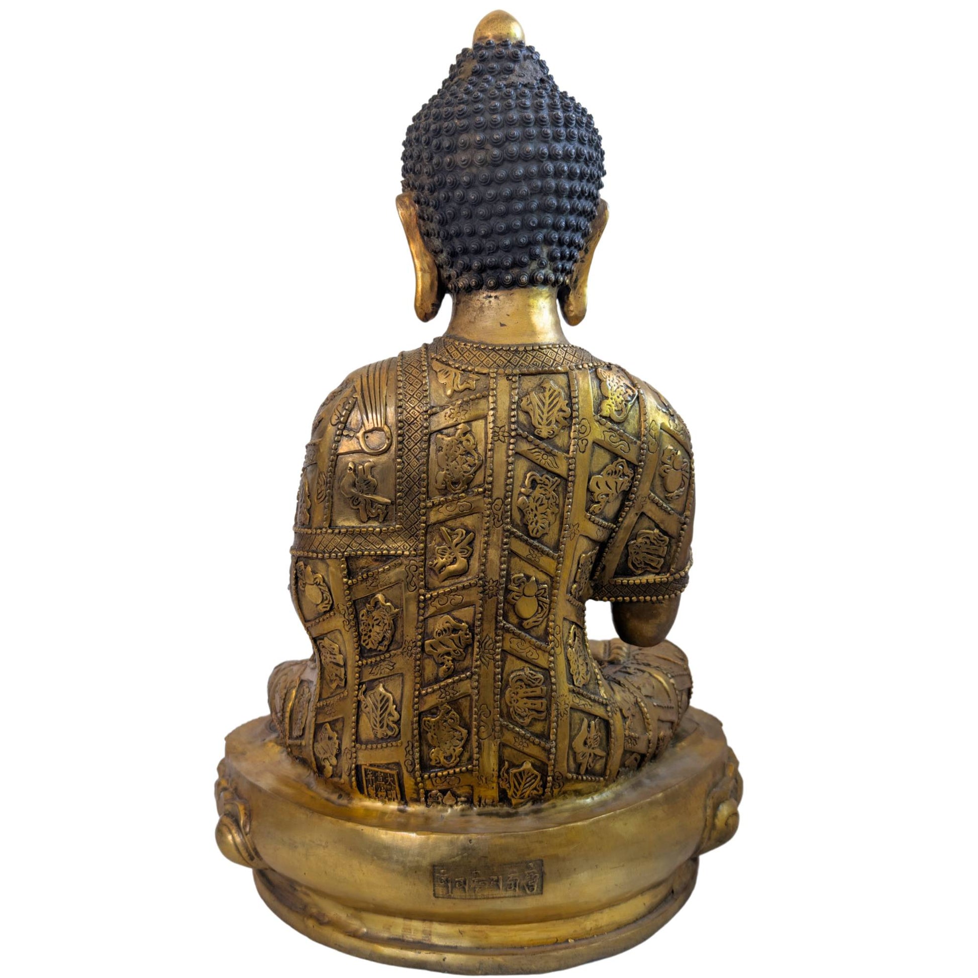 Tibetische Buddha-Statue im antiken Stil, feuervergoldet mit geflicktem Gewand