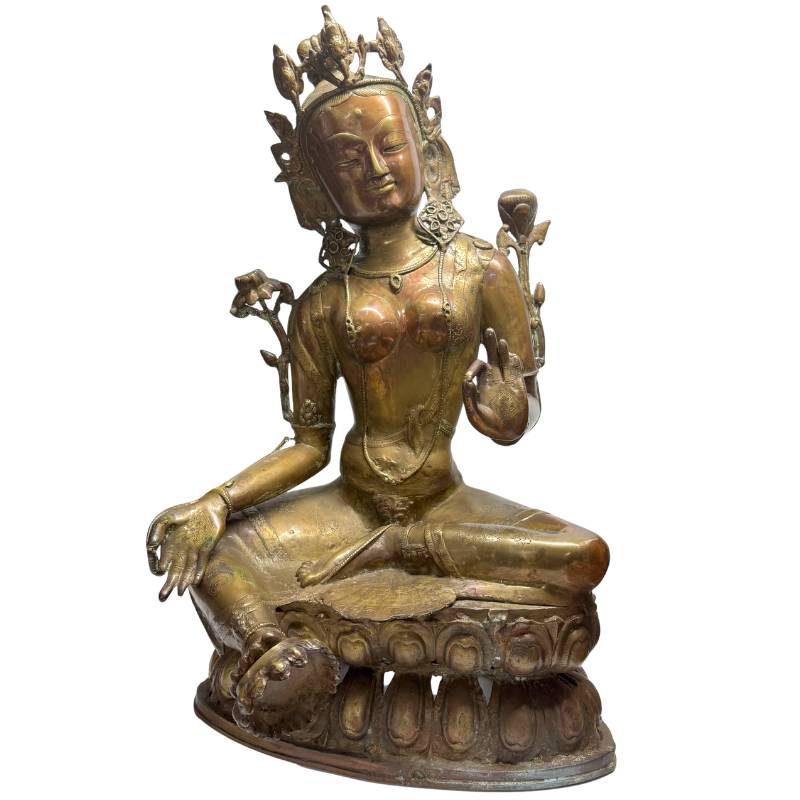 Antike tibetische Tara-Statue aus feuervergoldeter Bronze mit Lotussockel