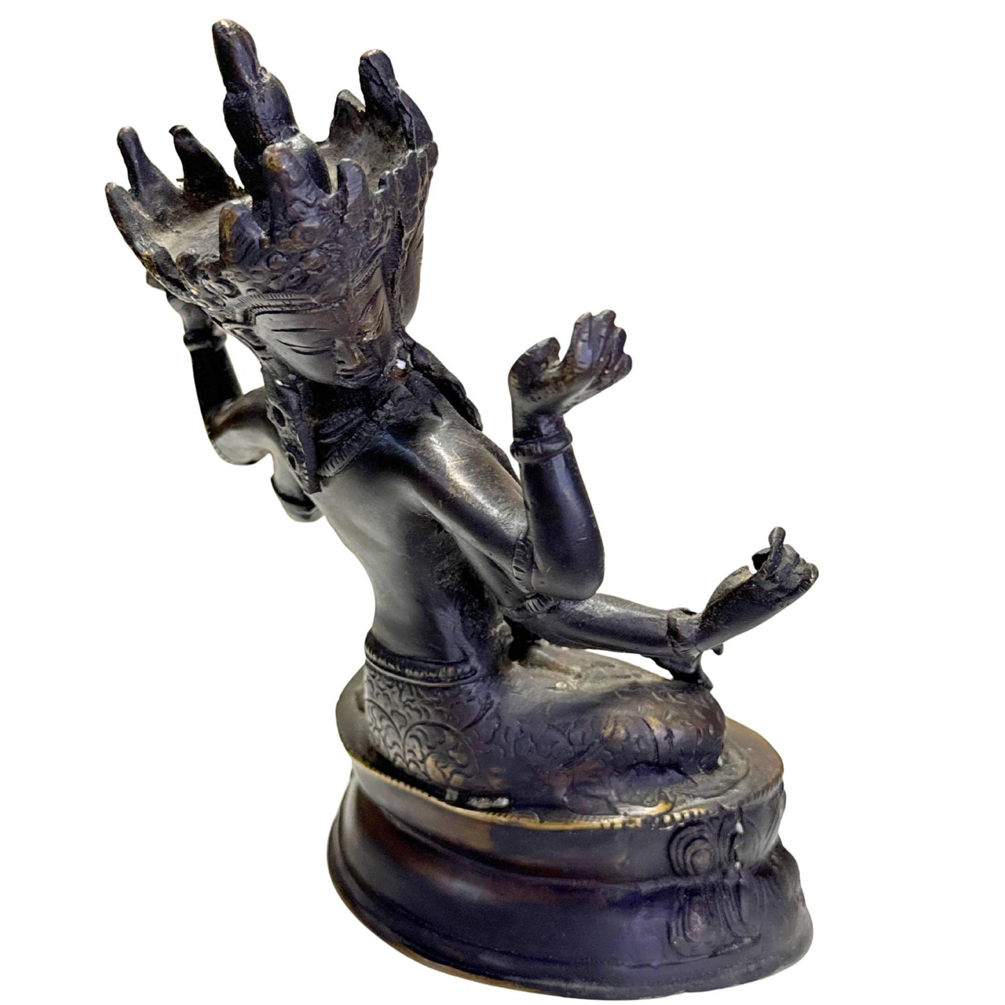 Tibetische Ushnishavijaya-Statue mit alter, dunkler Patina und Vergoldungsresten