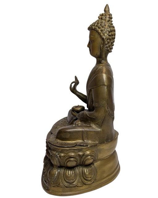 Tibetischer Buddha aus feuervergoldeter Bronze, 17.–18. Jahrhundert