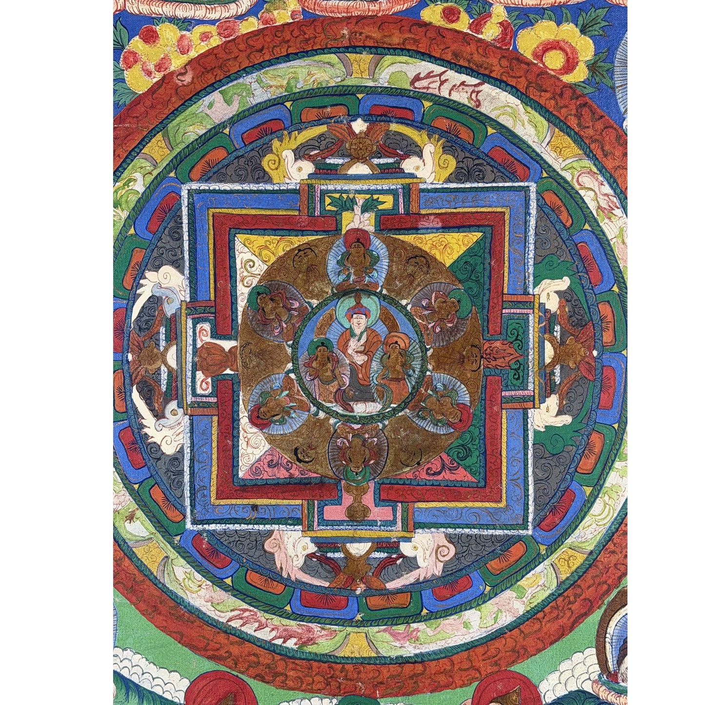 Tibetische Mandala-Thangka mit raffinierten Goldakzenten und traditioneller Komposition