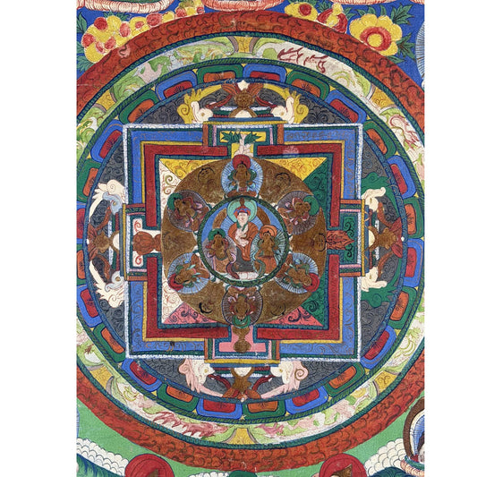 Tibetische Mandala-Thangka mit raffinierten Goldakzenten und traditioneller Komposition