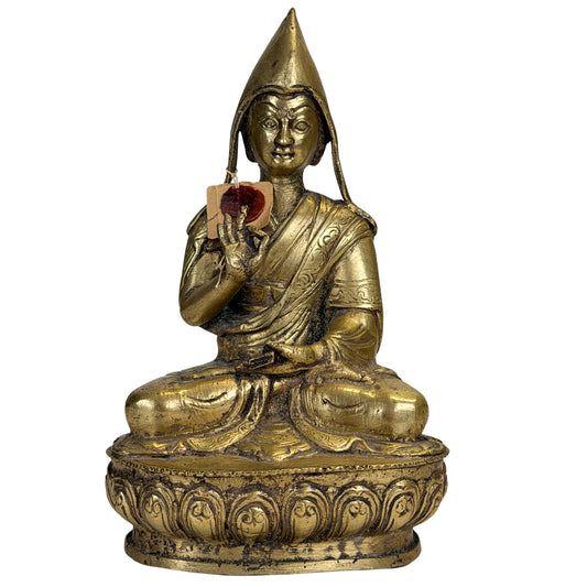 Feuervergoldete Gelug-Lamafigur aus Tibet mit Pandita-Hut und Lehrgestus