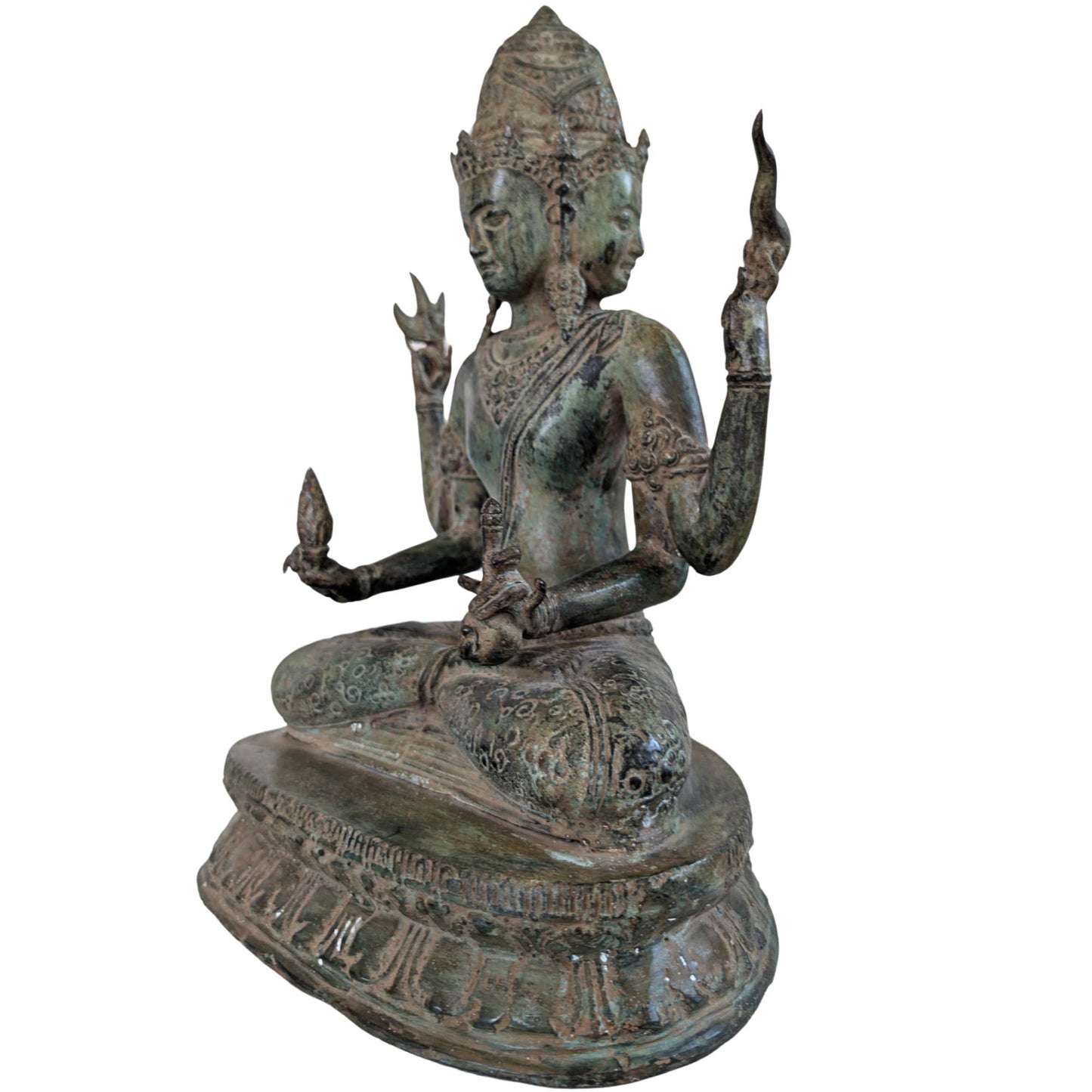 Detail der drei Gesichter und der Krone von Trimukha Maheshvara