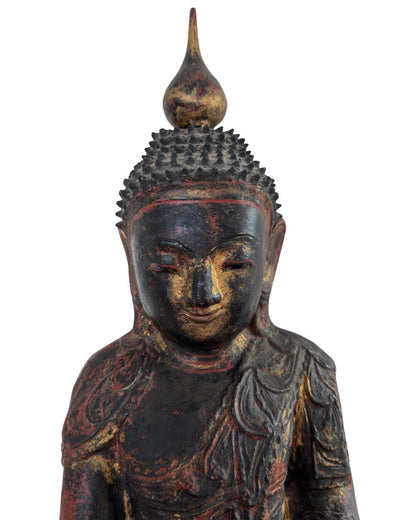 Detail von Gesicht und Ushnisha der zweiten antiken burmesischen Buddhafigur