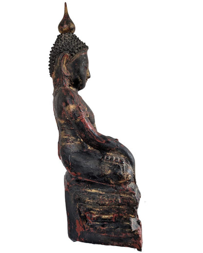 Rechte Seitenansicht der zweiten antiken burmesischen Buddhafigur