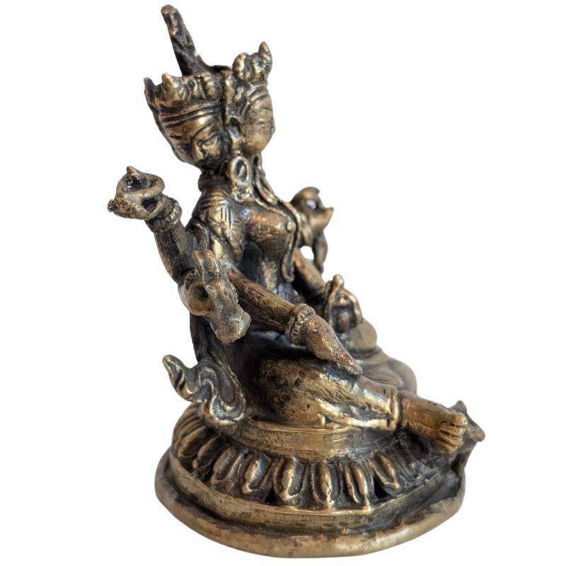 Mehrarmige buddhistische Statue von Ushnishavijaya