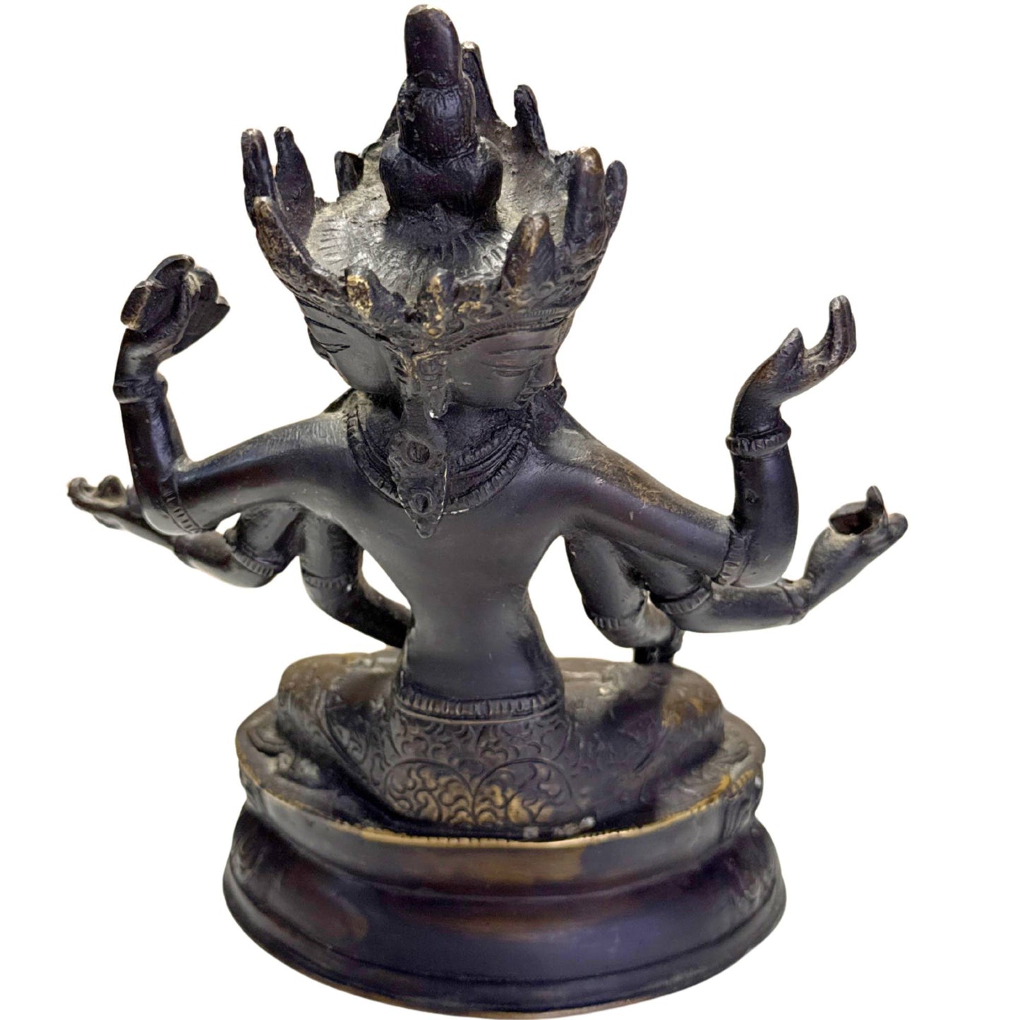 Ushnishavijaya als tantrische buddhistische Statue mit mehreren Armen und ritueller Aura