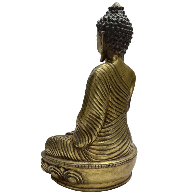 Schräge Rückansicht der linken Seite der antiken, teilweise vergoldeten chinesischen Buddha-Statue aus Bronze, sitzend auf einem Lotusstuhl, wobei der Fokus auf dem dicken, plissierten Ärmel des Gewandes und der Struktur der lockigen Frisur liegt.