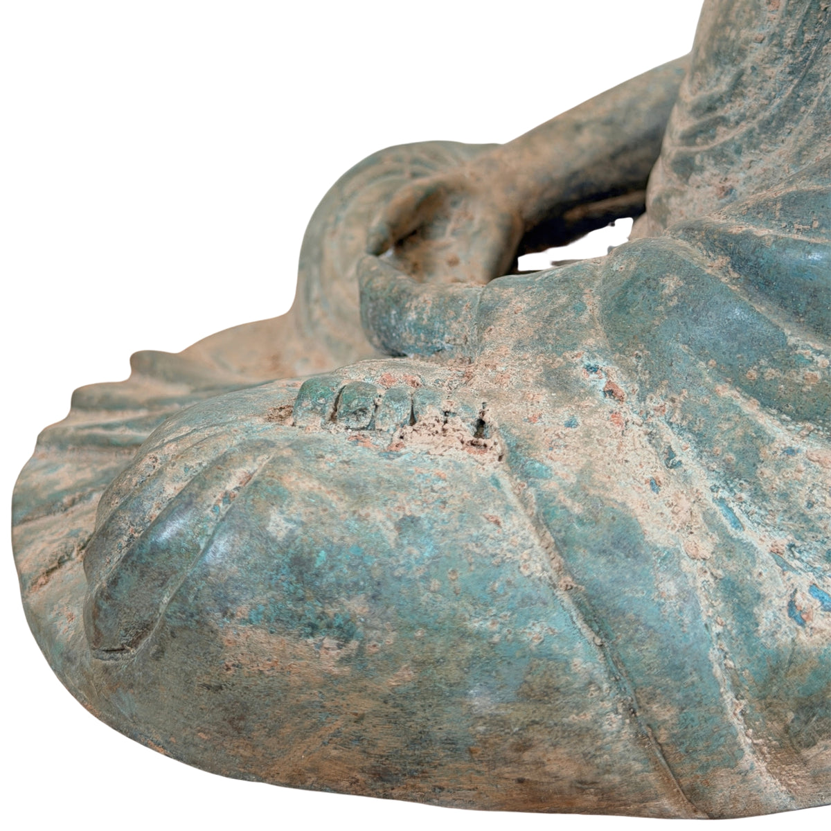 Gekreuzte Beine mit nach oben gewandter Fußsohle, Zehen und Hand, Detail