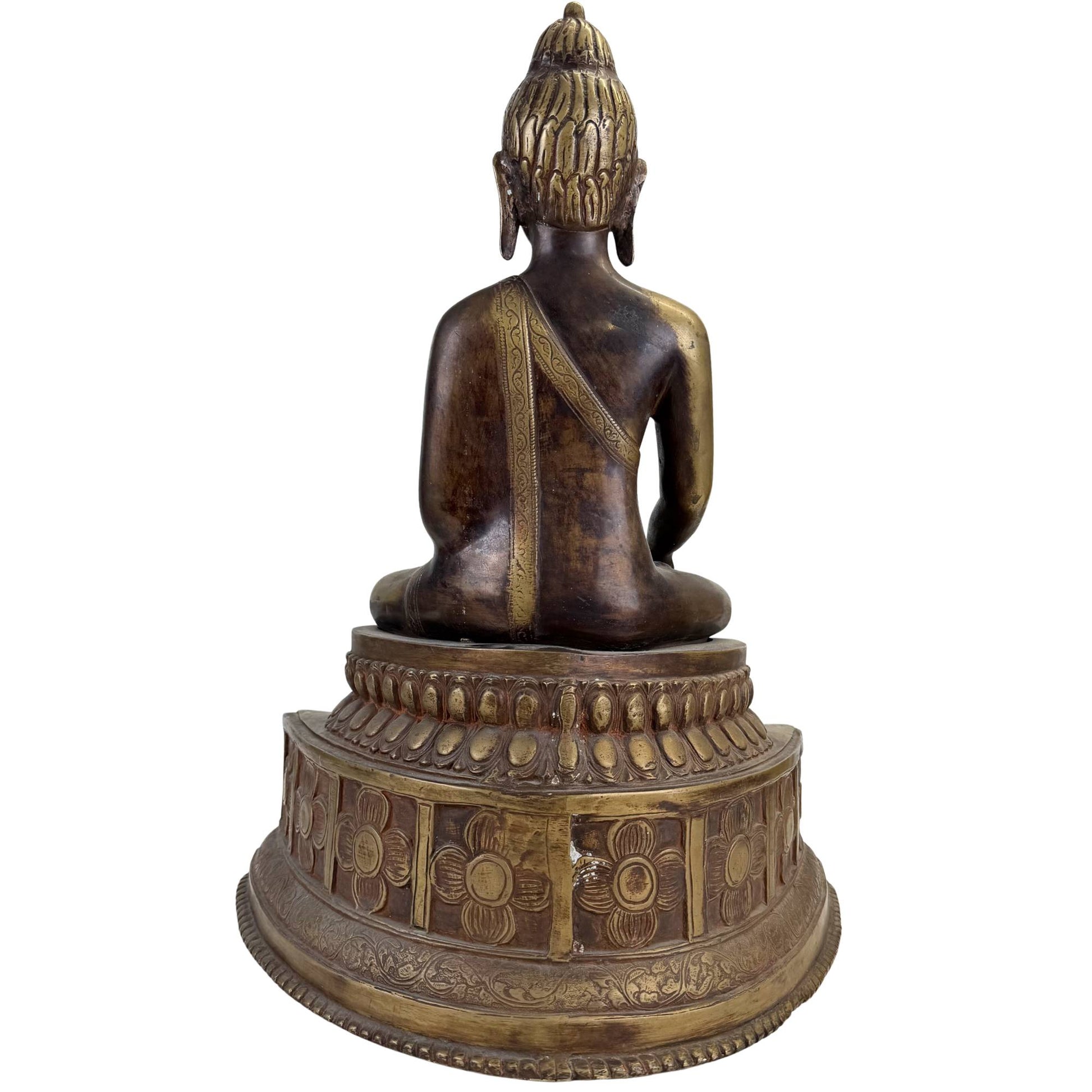 Westtibetischer Buddha mit handgraviertem Lotussockel und feinen Verzierungen