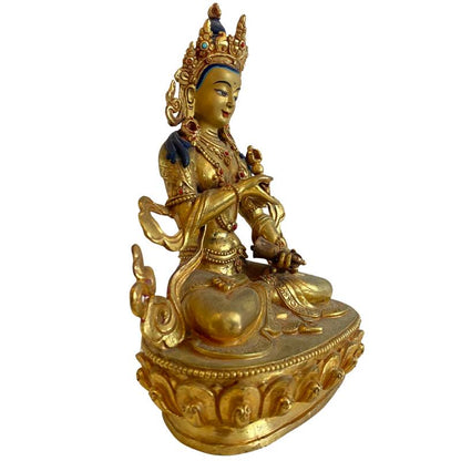 Weiße Tara‑Statue aus Nepal in vergoldeter Bronze