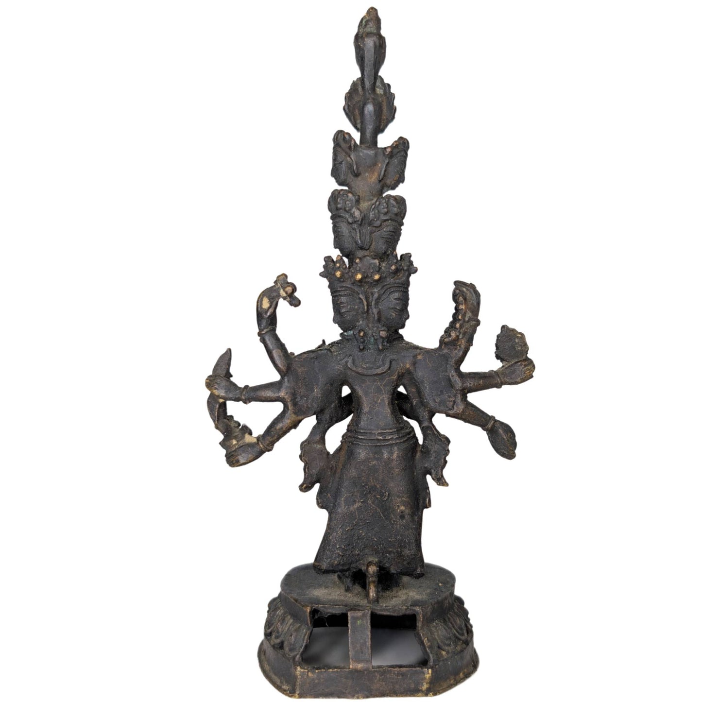 Profil der Sahasrabhuja-Figuren, die spirituellen Schutz in alle Richtungen symbolisieren.