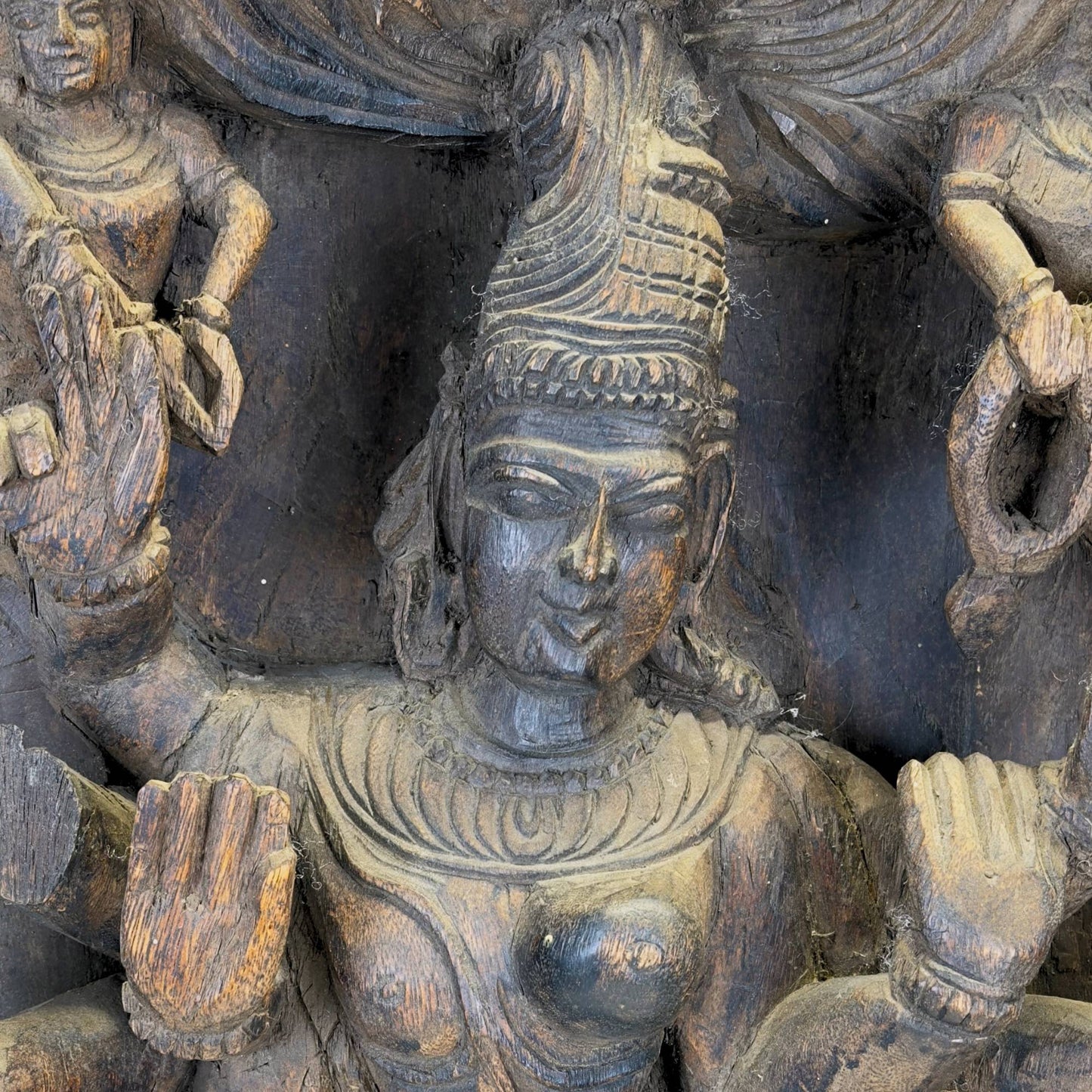 Südindisches religiöses Wandpaneel aus Massivholz