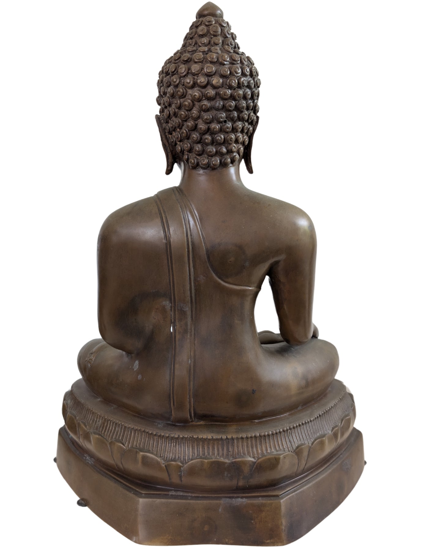 Schwere Buddha-Statue aus Guss mit tiefer Patina in der Ayutthaya-Tradition.
