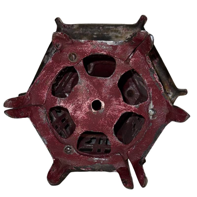 Hochwertige, robuste rote Toro-Laterne aus 3,7 kg massivem Eisen
